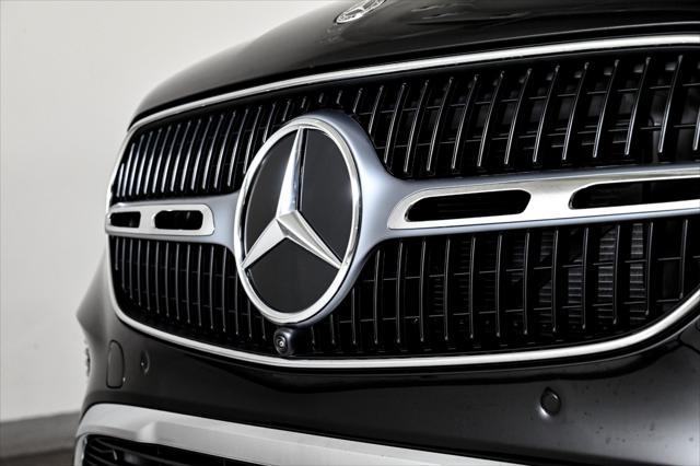 new 2025 Mercedes-Benz GLC 300 car, priced at $56,815