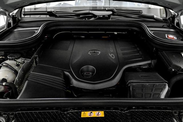 new 2025 Mercedes-Benz GLS 450 car, priced at $106,710