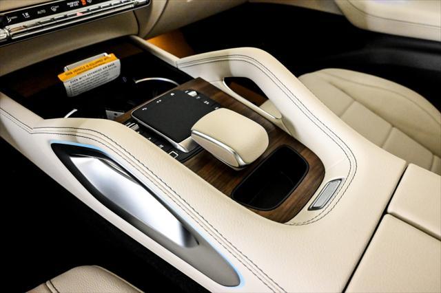 new 2025 Mercedes-Benz GLE 450 car, priced at $84,435