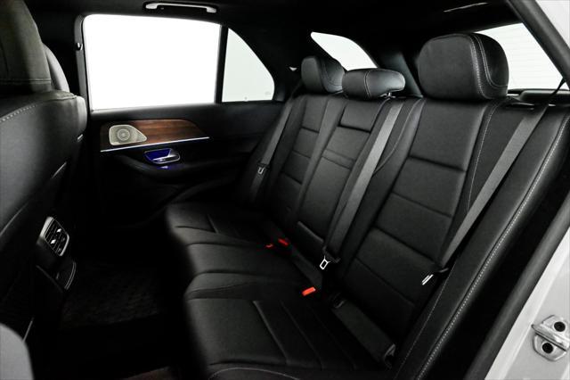 new 2025 Mercedes-Benz GLE 450 car, priced at $85,630