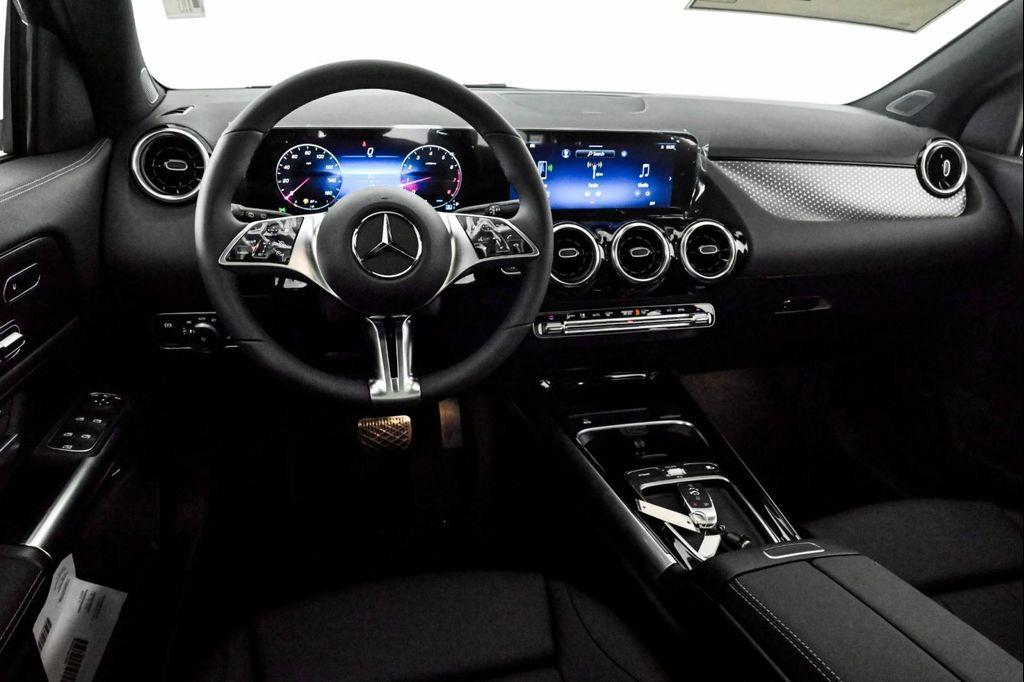 new 2026 Mercedes-Benz GLA 250 car, priced at $47,200