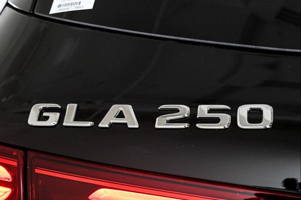 new 2026 Mercedes-Benz GLA 250 car, priced at $47,200