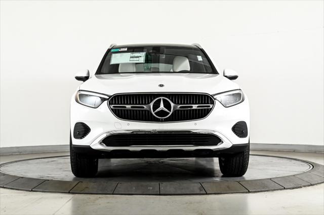 new 2025 Mercedes-Benz GLC 300 car, priced at $54,185