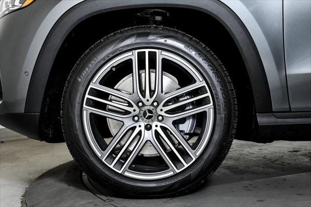 new 2025 Mercedes-Benz GLS 450 car, priced at $92,190