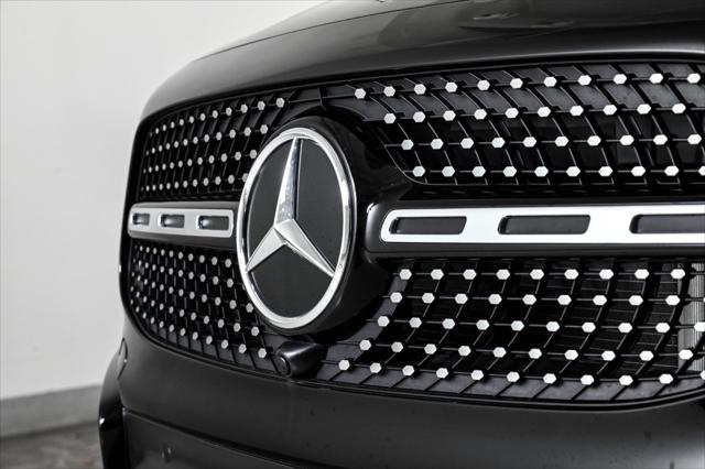 new 2025 Mercedes-Benz GLB 250 car, priced at $57,650