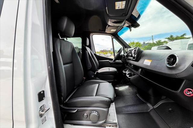 new 2025 Mercedes-Benz Sprinter 2500 car, priced at $79,578