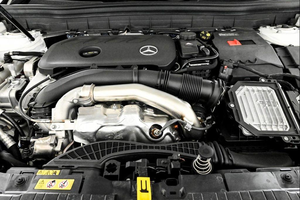 new 2025 Mercedes-Benz GLB 250 car, priced at $52,425