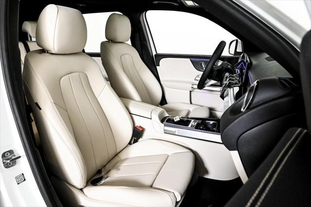 new 2025 Mercedes-Benz GLB 250 car, priced at $52,425