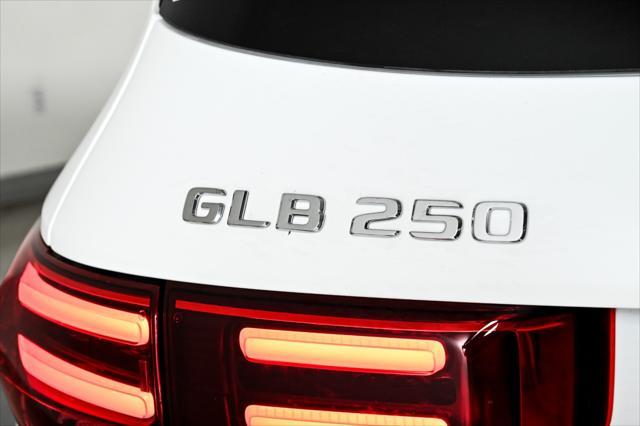 new 2025 Mercedes-Benz GLB 250 car, priced at $52,425