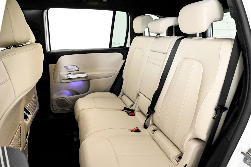 new 2025 Mercedes-Benz GLB 250 car, priced at $52,425