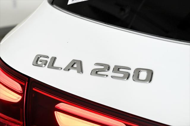 new 2025 Mercedes-Benz GLA 250 car, priced at $47,295