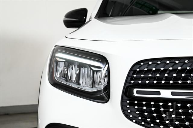 used 2025 Mercedes-Benz GLB 250 car, priced at $47,994