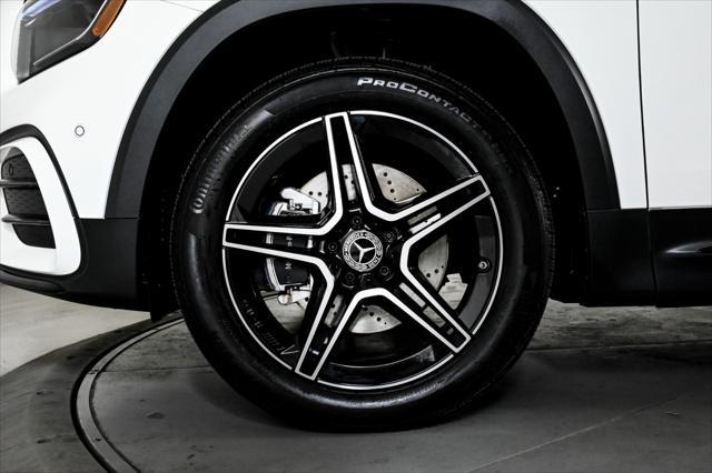 used 2025 Mercedes-Benz GLB 250 car, priced at $47,994