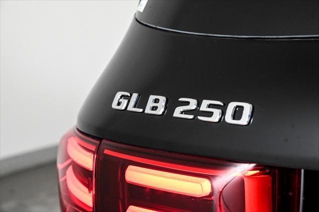 new 2025 Mercedes-Benz GLB 250 car, priced at $58,240