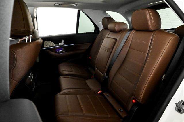 new 2025 Mercedes-Benz GLE 450 car, priced at $85,845