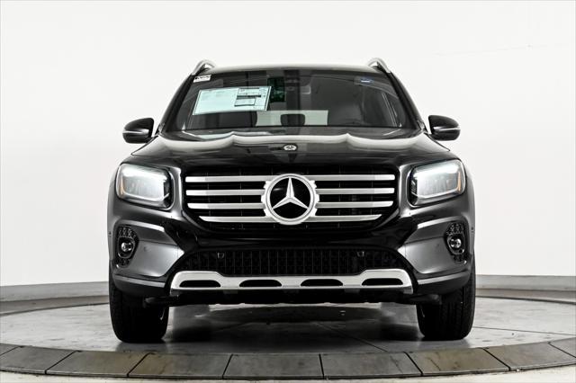 new 2025 Mercedes-Benz GLB 250 car, priced at $51,095