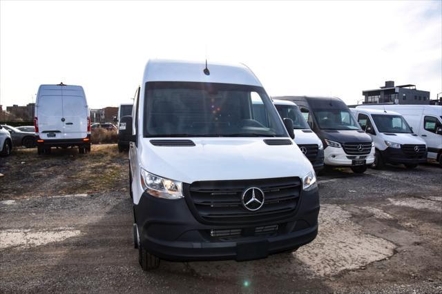 new 2024 Mercedes-Benz Sprinter 3500 car, priced at $64,004