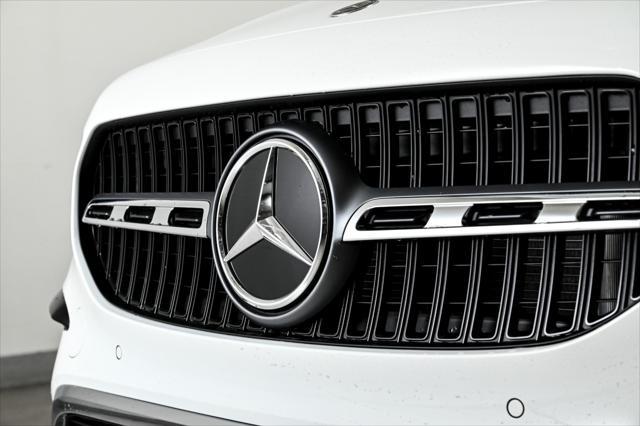 new 2025 Mercedes-Benz GLA 250 car, priced at $47,295