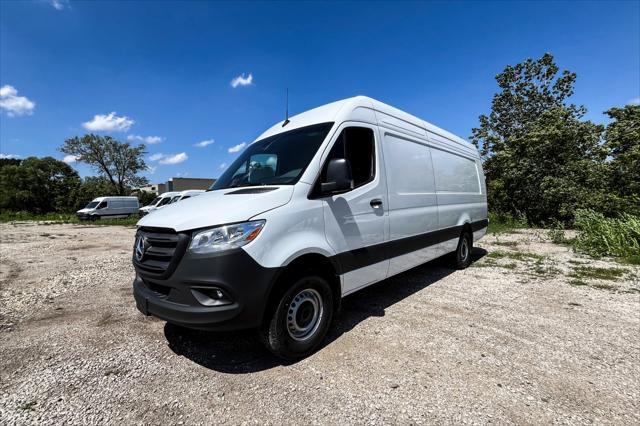 new 2025 Mercedes-Benz Sprinter 2500 car, priced at $67,936
