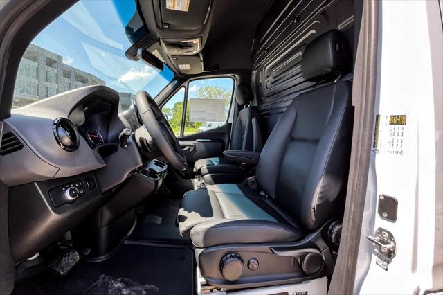 new 2025 Mercedes-Benz Sprinter 2500 car, priced at $67,936