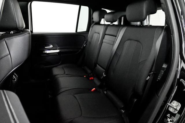 new 2025 Mercedes-Benz GLB 250 car, priced at $49,595