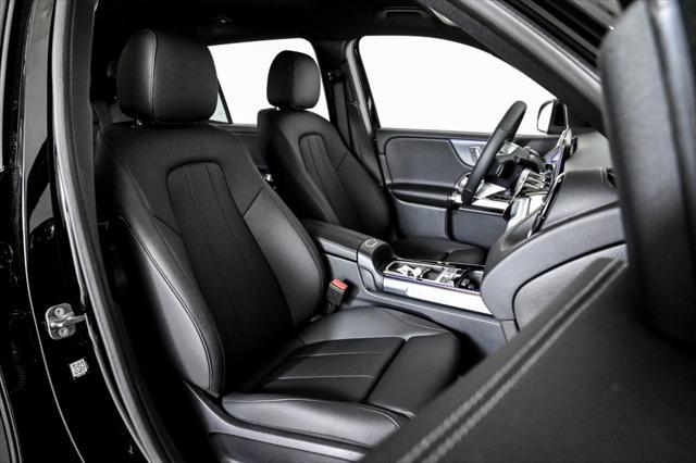 new 2025 Mercedes-Benz GLB 250 car, priced at $49,595