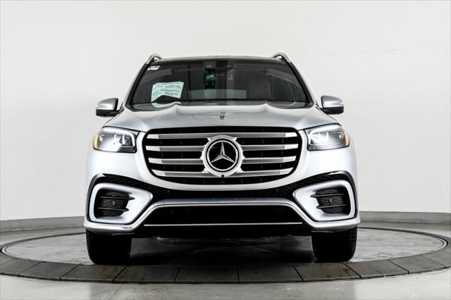 new 2025 Mercedes-Benz GLS 450 car, priced at $99,080