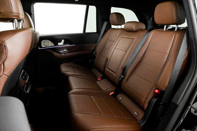 new 2025 Mercedes-Benz GLS 450 car, priced at $97,035