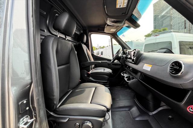 new 2025 Mercedes-Benz Sprinter 2500 car, priced at $59,633