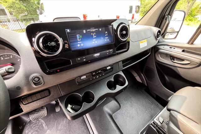 new 2025 Mercedes-Benz Sprinter 2500 car, priced at $59,633