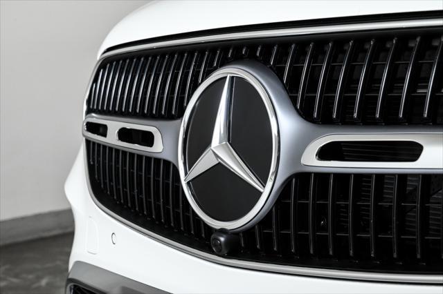 new 2025 Mercedes-Benz GLC 300 car, priced at $52,785