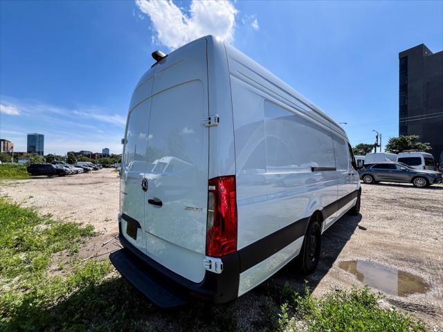 new 2025 Mercedes-Benz Sprinter 2500 car, priced at $71,157