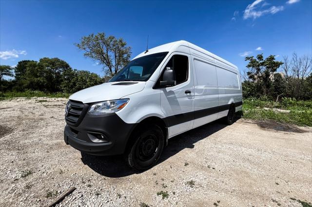 new 2025 Mercedes-Benz Sprinter 2500 car, priced at $71,157