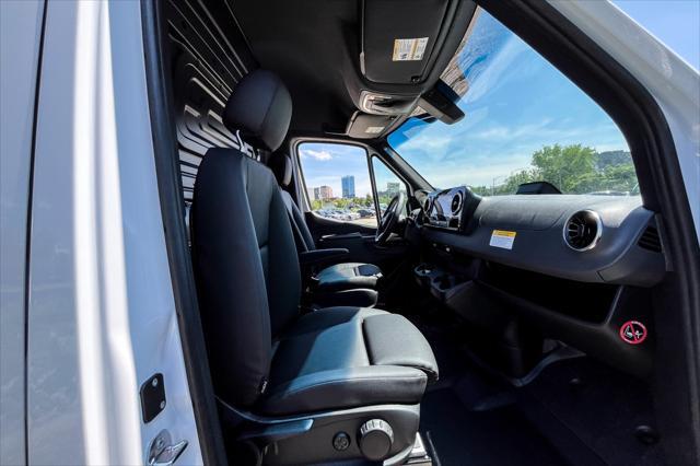 new 2025 Mercedes-Benz Sprinter 2500 car, priced at $71,157