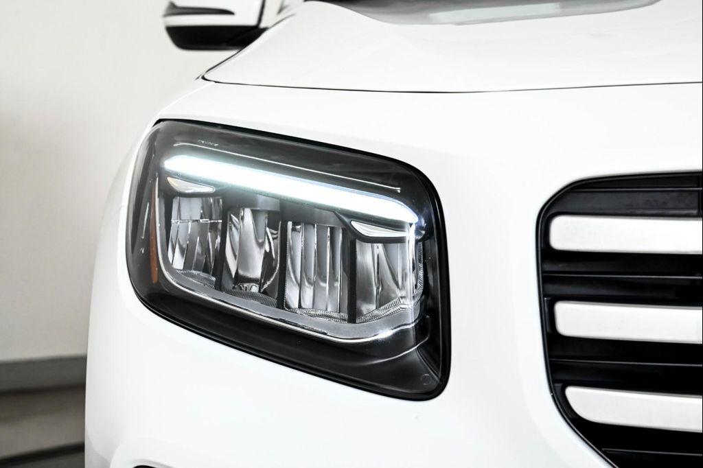 used 2024 Mercedes-Benz GLB 250 car, priced at $42,293
