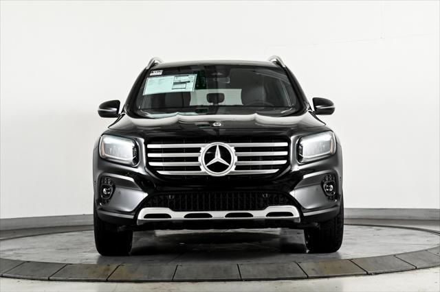 new 2025 Mercedes-Benz GLB 250 car, priced at $54,040