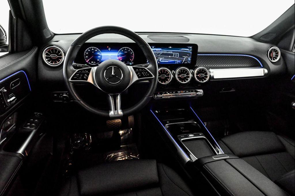 used 2025 Mercedes-Benz GLB 250 car, priced at $42,994