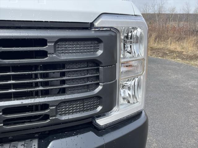 new 2024 Ford F-350 car, priced at $51,000