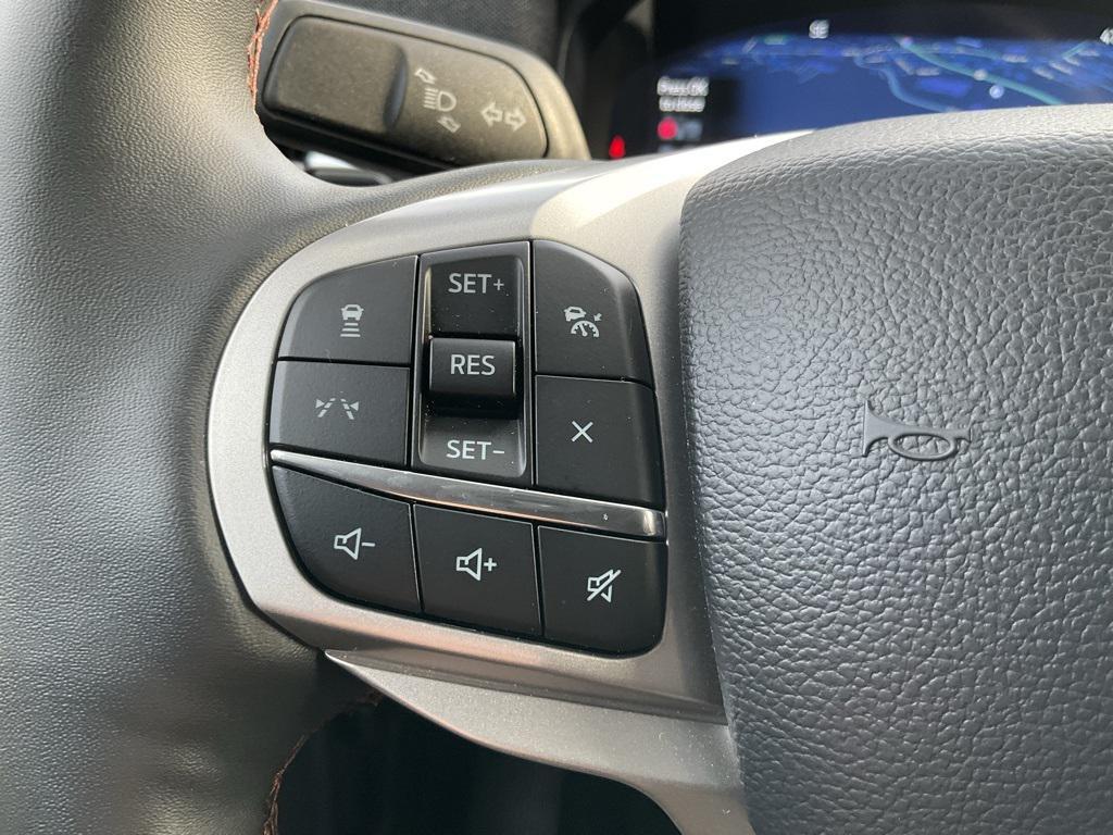 new 2025 Ford Explorer car, priced at $46,782