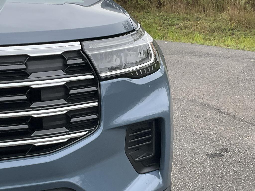 new 2026 Ford Explorer car, priced at $45,175