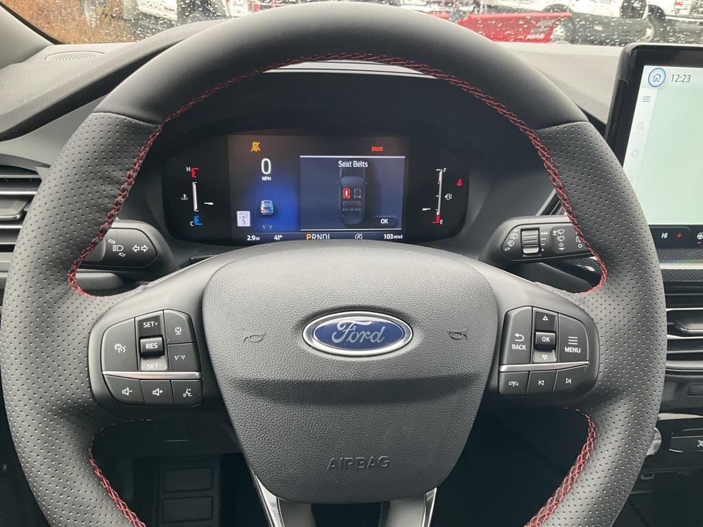 new 2025 Ford Escape car, priced at $29,975