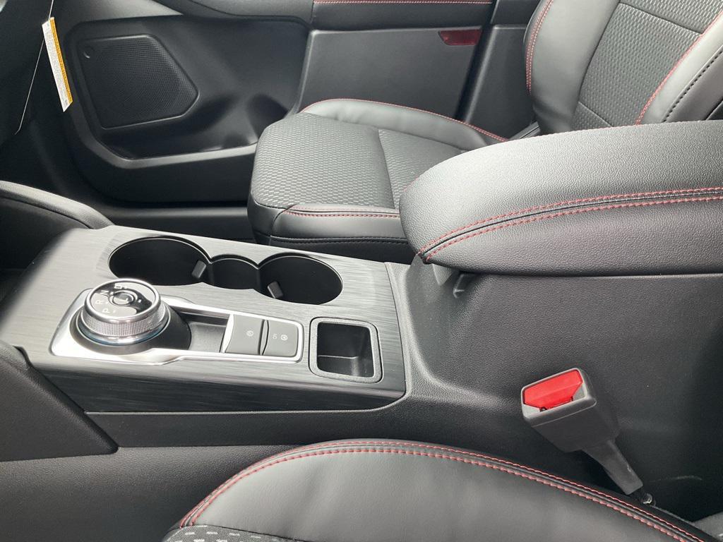 new 2025 Ford Escape car, priced at $29,975