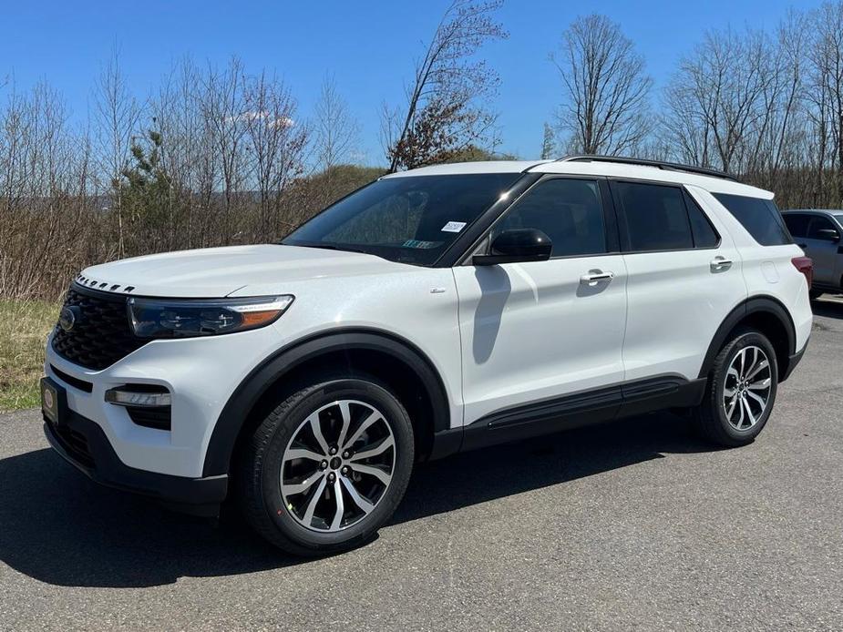 new 2024 Ford Explorer car, priced at $52,230