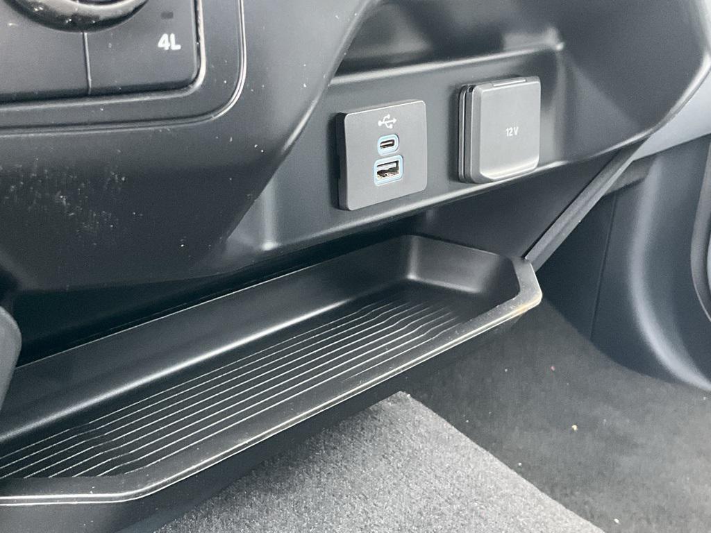 new 2025 Ford F-250 car, priced at $68,240