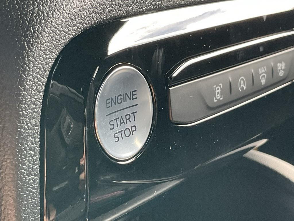 new 2025 Ford Escape car, priced at $31,981