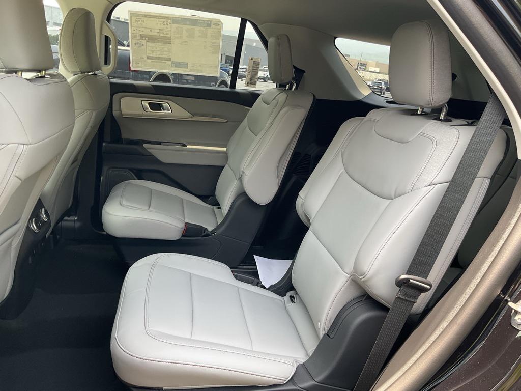 new 2025 Ford Explorer car, priced at $46,218