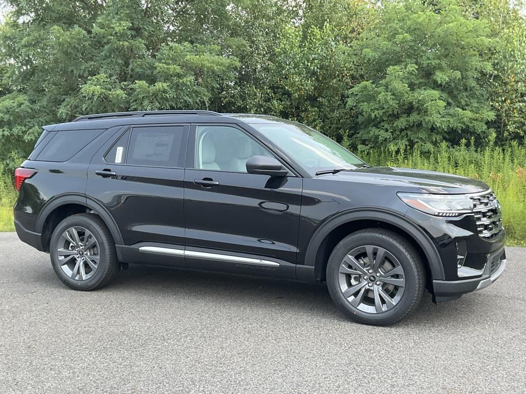 new 2025 Ford Explorer car, priced at $46,218