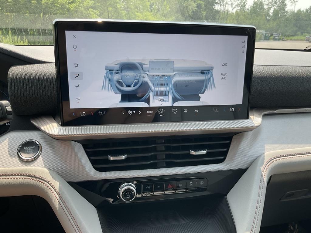 new 2025 Ford Explorer car, priced at $46,218