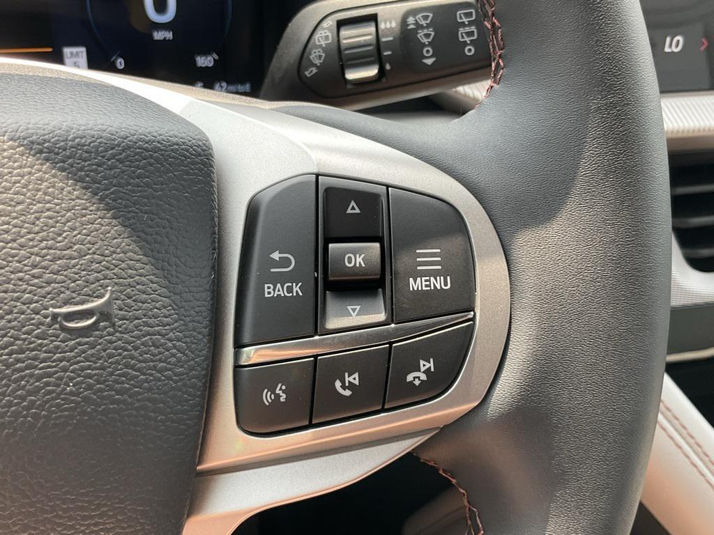 new 2025 Ford Explorer car, priced at $46,218