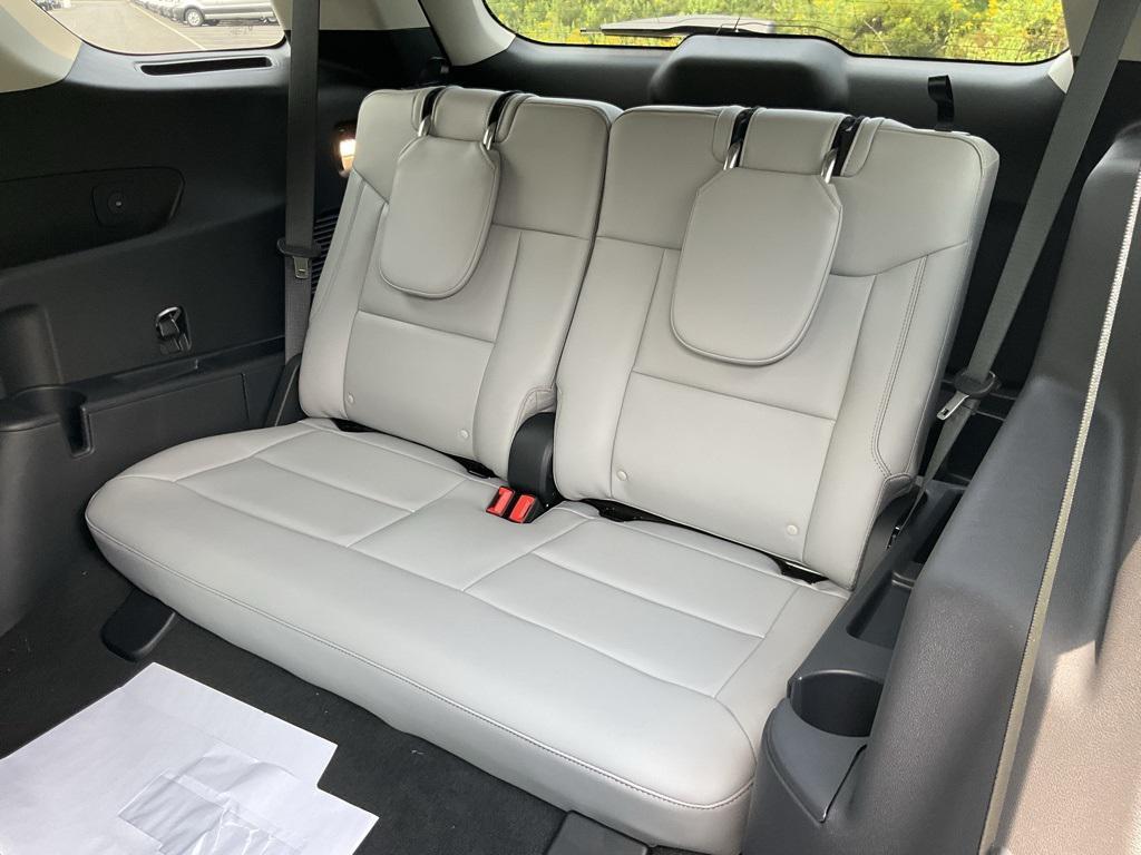 new 2025 Ford Explorer car, priced at $46,218